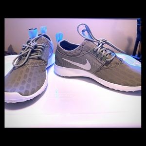 Nike Womens Juvenate Size 5.5